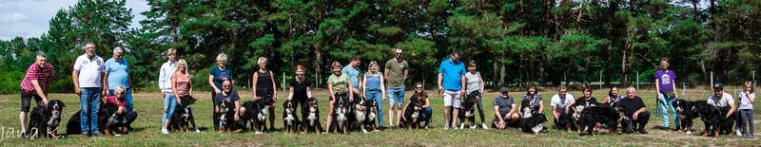 v.l.n.r.: Kora, Quinto, Oh sweet Bailey, New Barry, Pranka-Shiva, Monsieur Rudi, Pina-Wolly, Hiska, Kenny, Murphy, Prinz Pablo, Nala, One and Only Luna, Lotta, Kamy, Lucy, Nila, Lexa, Kosma (Thila), Only Gismo & Nice Cassie